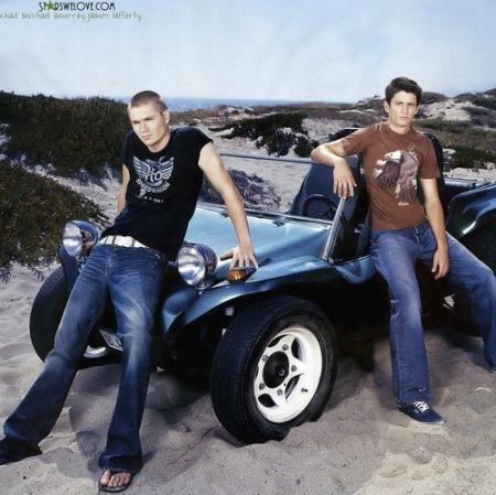 NATHAN SCOOT AND LUCAS SCOOT